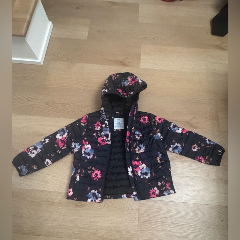 GAP Black Floral Quilted Hooded Jacket